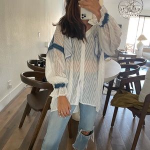 blouse white and blue